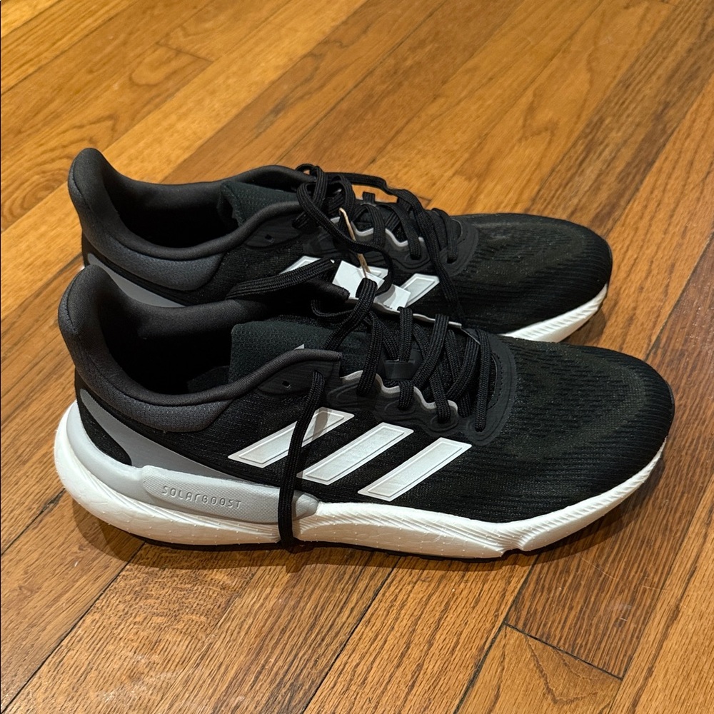 Adidas Solarboost 5 Size M8.5/W10